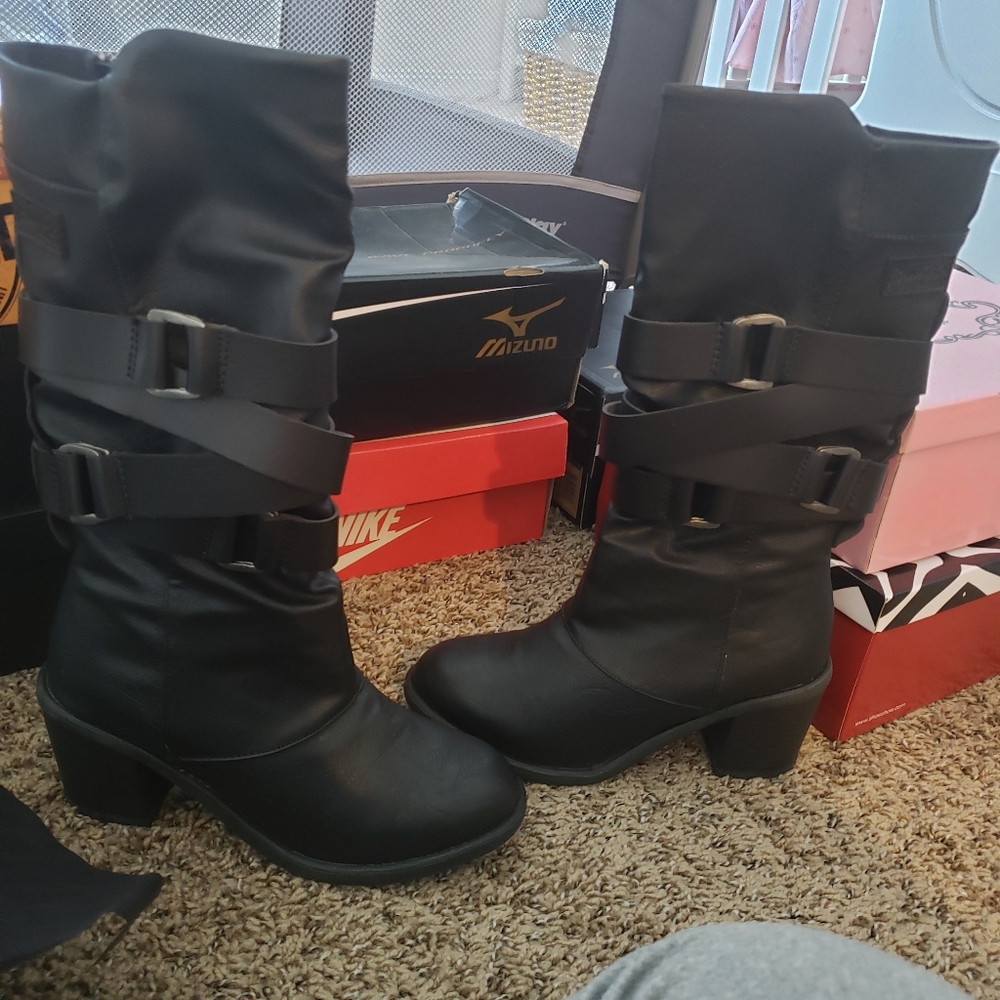 Blowfish boots
